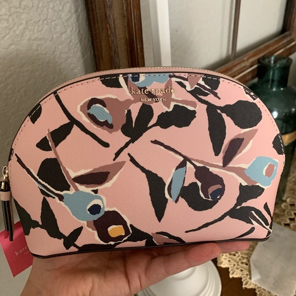 kate spade Handbags - Beautiful Kate spade make up bag